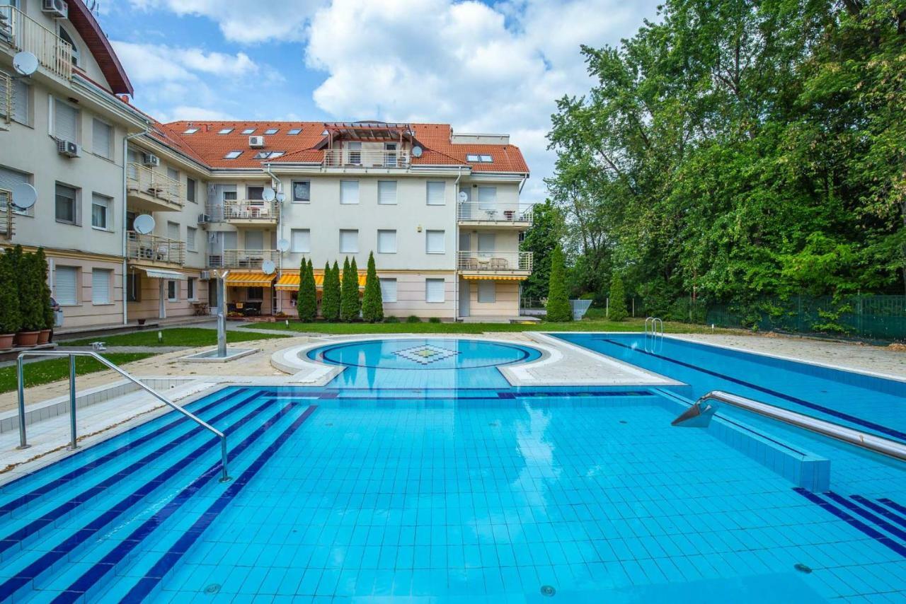 Kis-Gast Panorama Apartman Hajduszoboszlo Luaran gambar
