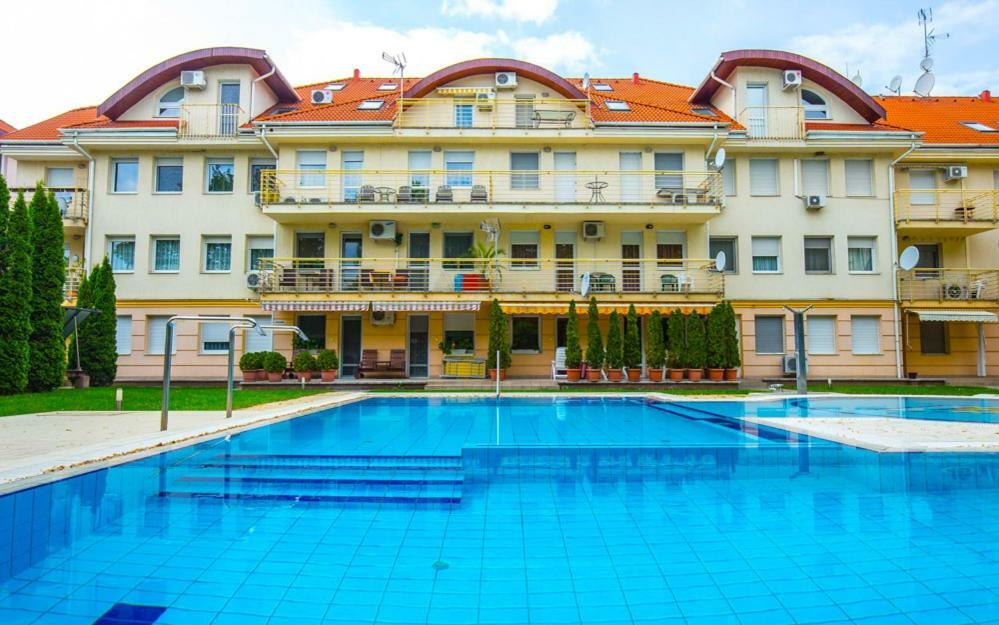 Kis-Gast Panorama Apartman Hajduszoboszlo Luaran gambar